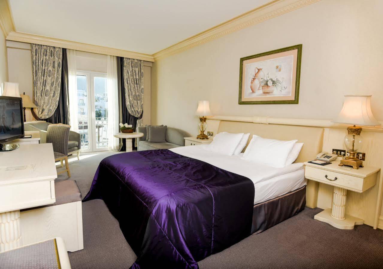 Rocks Hotel & Casino Κερύνεια Εξωτερικό φωτογραφία
